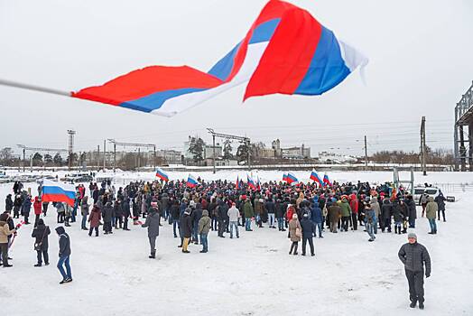 «Забастовка избирателей» в Казани: от оппозиции отгородились снежной стеной
