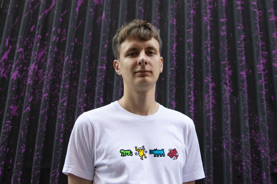 Комик Дмитрий Гаврилов вышел из спецприемника после ареста