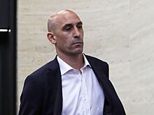 Административный трибунал Испании отстранил Рубиалеса от футбола на три года