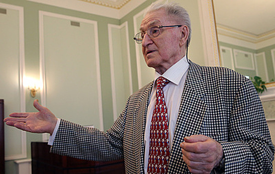 Алексей Парамонов. 70 лет в футболе