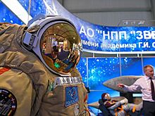 Сергей Поздняков: на разработку нового скафандра требуется четыре года