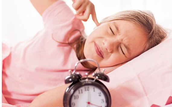 Как помочь ребенку с легкостью просыпаться в школу