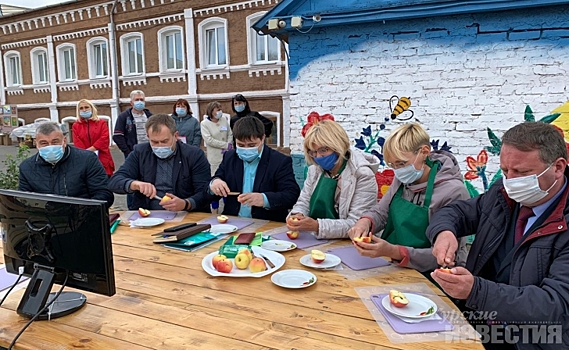 В Курской области провели проектно-аналитическую сессию для педагогов, работающих с детьми-инвалидами