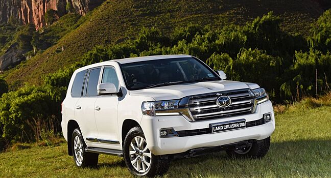 Производители хотят выпустить Toyota Land Cruiser 300 в кузове седан