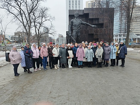 Семьи погибших участников СВО из Удмуртии посетили православные храмы Пермского края