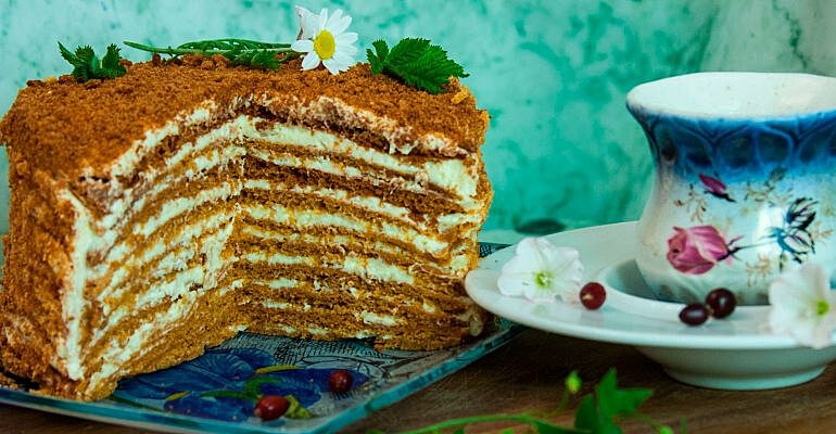 Торт Рыжик классический