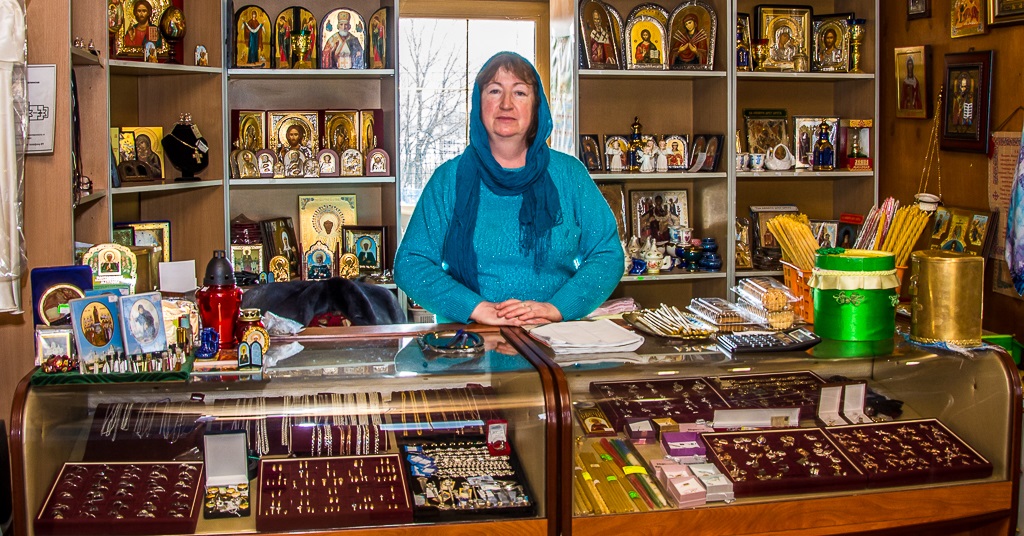 В Челябинской области 56-летняя злоумышленница дважды обворовала один и тот же храм на 400 тысяч рублей