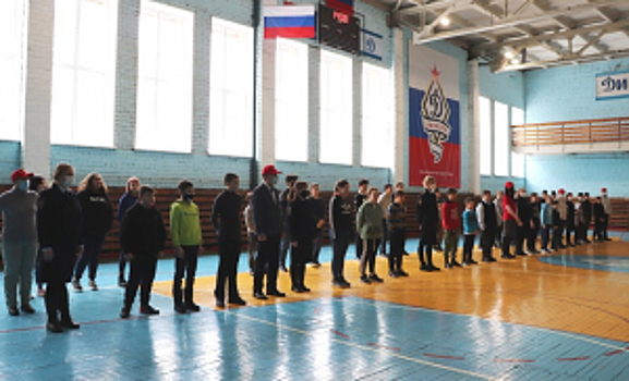 Управление МВД России по Ивановской области реализует молодежный воспитательный и профилактический проект «Будь в форме»