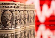 Эксперт: доллар перестаёт быть основной валютой