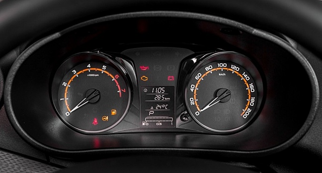 Какая рабочая температура у двигателя и почему она поднимается и опускается