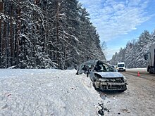 18-летняя девушка погибла в столкновении легковушки и грузовика в Якшур-Бодьинском районе