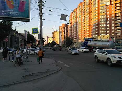 На перекрёстке Плановой и Дуси Ковальчук погасли светофоры