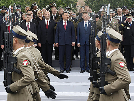 Wirtualna Polska: Польша расшатывает ЕС и утрачивает позиции в НАТО