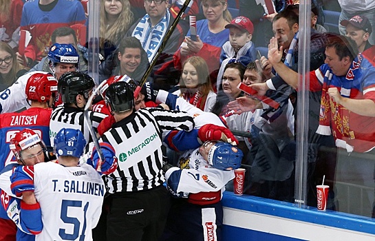 Сборная России по хоккею уступила команде Финляндии в матче Евротура