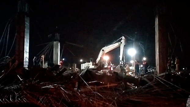 Спасатели извлекли тела трех погибших из-под завалов в Южно-Сахалинске