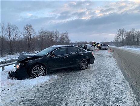 В Кинельском районе в ДТП из трех автомобилей погиб человек