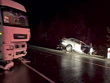 На трассе Сургут — Нижневартовск случилось ДТП с большегрузом