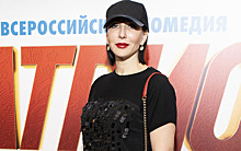 Алика Смехова выбрала молодежный стиль, а Надя Ручка — бельевой для премьеры сериала «Патриот»
