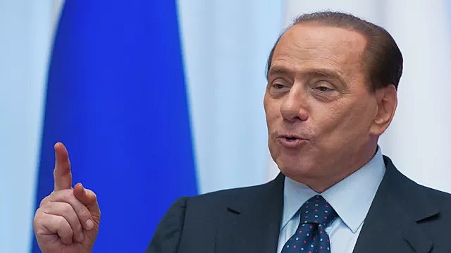 Берлускони призвал Европу убедить Киев принять условия Москвы