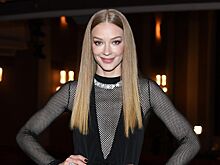 Светлана Ходченкова выложила фото в топе и коротких шортах