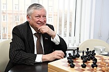 Восьмилетний шахматист из Новочеркасска получил книгу с автографом гроссмейстера Анатолия Карпова