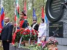 В Ленинградской области открыли памятник погибшим в Великую Отечественную войну чеченцам