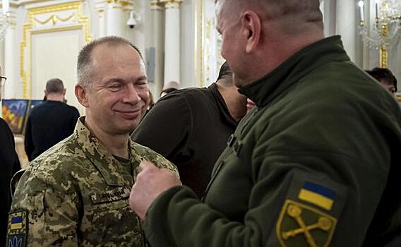 Генерал Хрулёв: Сырский – не та фигура для военного переворота в Киеве. Залужный тоже