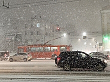 На Читу обрушился снегопад: десятки машин попали в ДТП