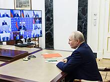 Путин провел оперативное совещание по внутренней стабильности России