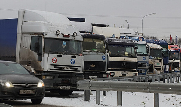 Перевозчики зерна бастуют в Ростовской области
