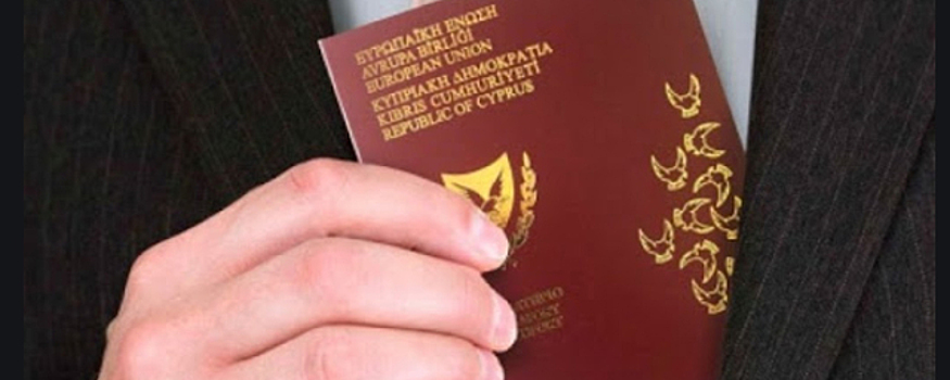 Власти Кипра выдали более 3 тысяч "золотых паспортов" в обход закона