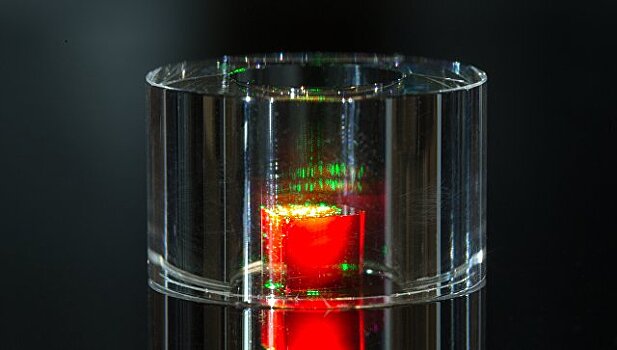 Создан первый постоянный микроволновый лазер