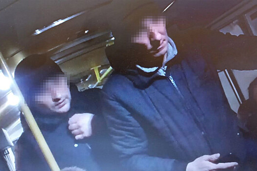 Водитель автобуса выстрелил в не оплативших проезд пассажиров