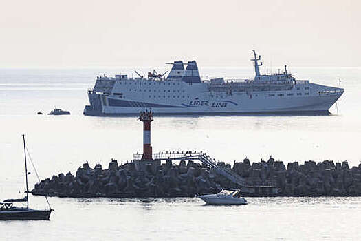 "Турпомощь": недопуск парома Seabridge в Сочи не связан с военными учениями