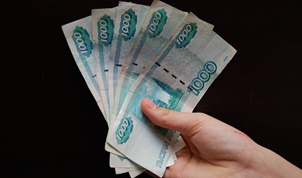 Желая помочь внучке, волгоградка отдала мошенникам 100 тысяч рублей