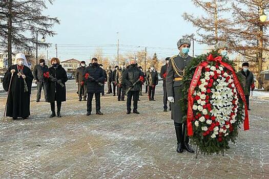 В Красноярске вспоминают павших бойцов в День неизвестного солдата