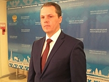 Жители Аксарки просят построить новую школу и жилье