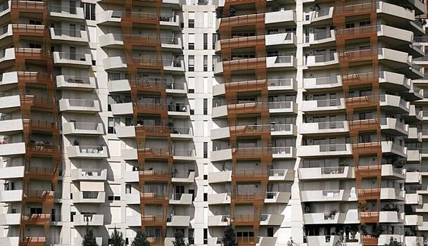 Владельцев квартир с балконами ждет неприятный сюрприз на тысячи рублей