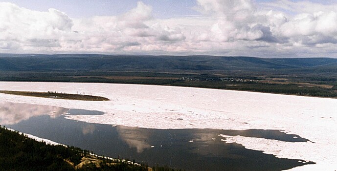 Ледоход в районе Якутска ожидают 16-19 мая
