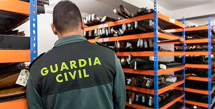 В попавшей в ДТП в Испании машине нашли миллион евро