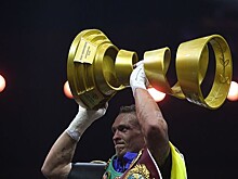 Киев упрекнул украинского боксера за бой в России