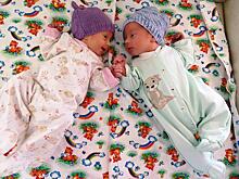 Новая жизнь. В Московском областном перинатальном центре с начала года родилось 60 двойняшек