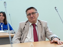 Юрий Юханов: мы называли метаматериалы просто искусственными диэлектриками