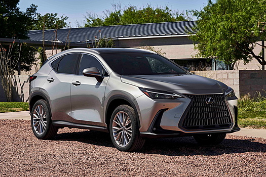 Новый Lexus NX обзавелся турбомотором 2.4 и отличился дизайном интерьера