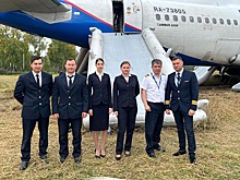 Гендиректор "Уральских авиалиний": Капитан Airbus сел в поле из-за риска нехватки топлива