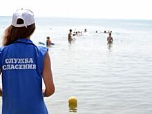 В Челябинске матросы вытащили со дна бассейна 4-летнюю девочку