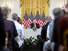 Трамп настаивает на переговорах о приобретении Гренландии