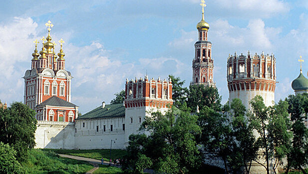 Мединский попросил ускорить проектирование реставрации в Новодевичьем монастыре