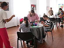 В НСО на аукционе детских рисунков собрали 350 тысяч рублей для детей с тяжелыми заболеваниями