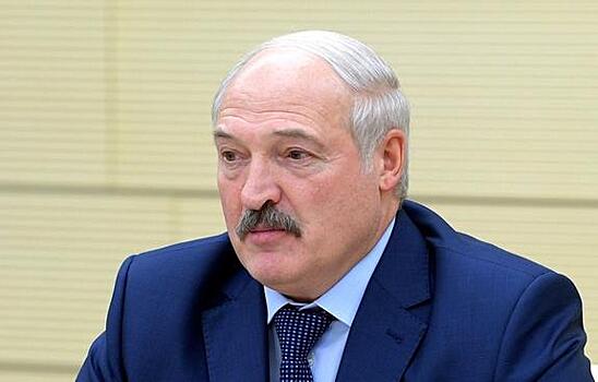 Лукашенко увидел угрозы для медиаполя Белоруссии